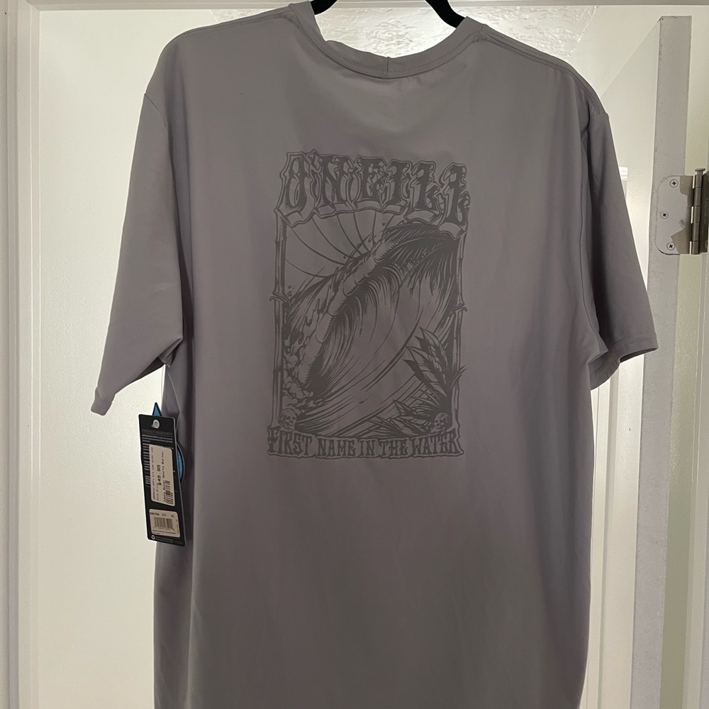 O'Neill Gray Rash Guard - Picture 2 of 4